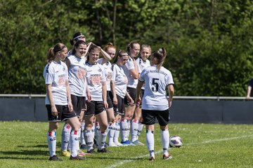 Bild 44 - F SV Henstedt Ulzburg - SV Fortuna Boesdorf : Ergebnis: 3:1